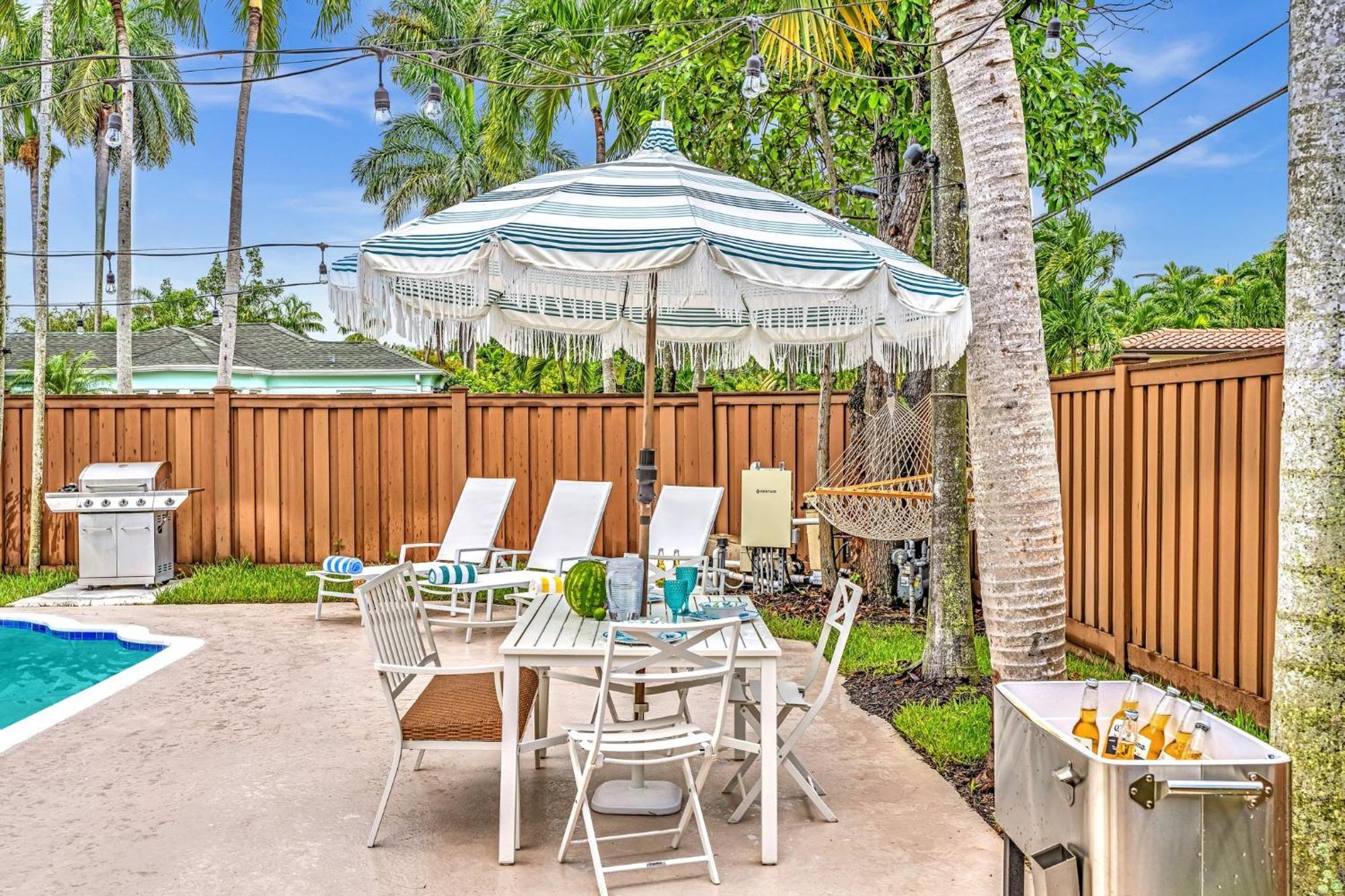Tropical Oasis With Pool 10 Mins Airport & 5 Mins Beach 할리우드 외부 사진